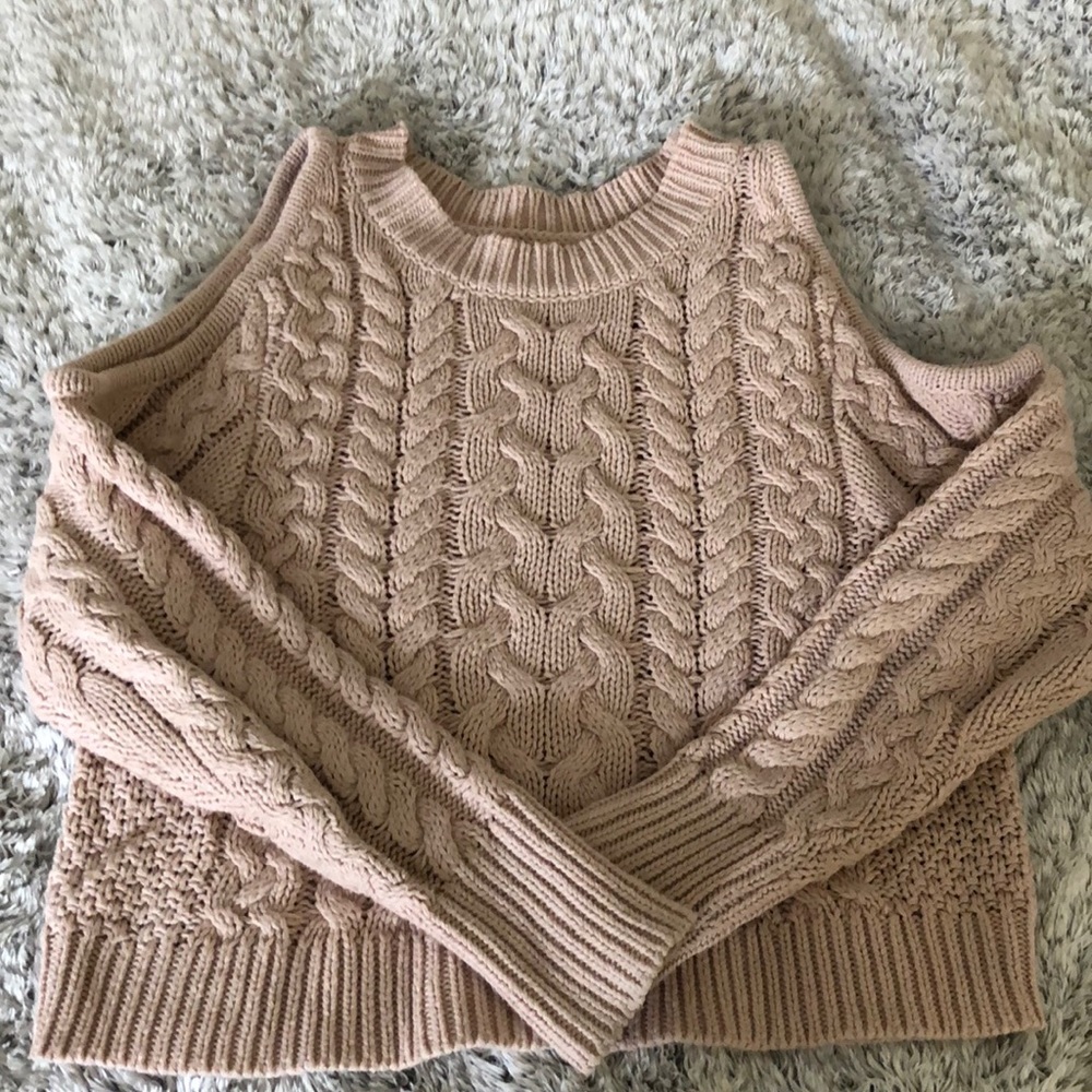 Cropped rose sweater